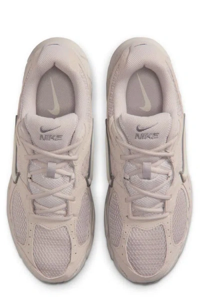 Nike V5 Rnr Mesh-panel Sneakers In Multi