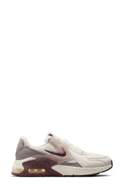 Nike Air Max Excee Sneaker In White