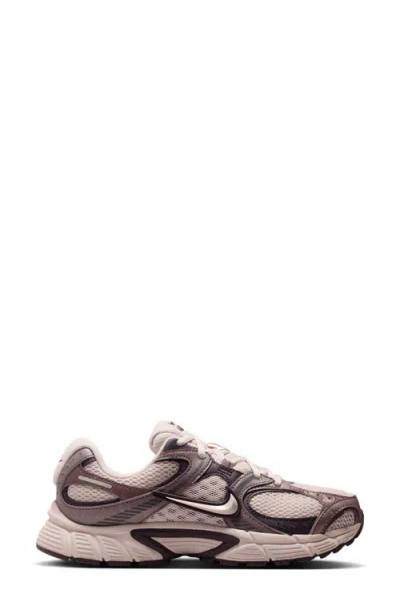 Nike V5 Runner Sneaker In Multi