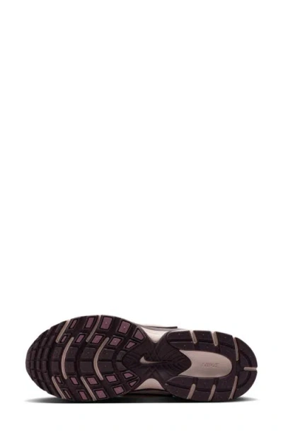 Nike V5 Runner Sneaker In Multi