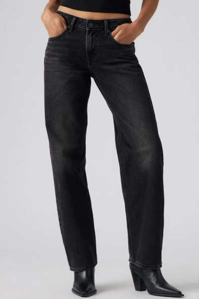 Levi's Low Straight Jeans In Black