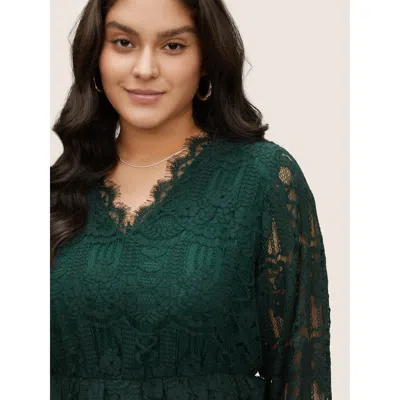 Bloomchic Solid Lace Patchwork Elastic Waist Blouse In Green