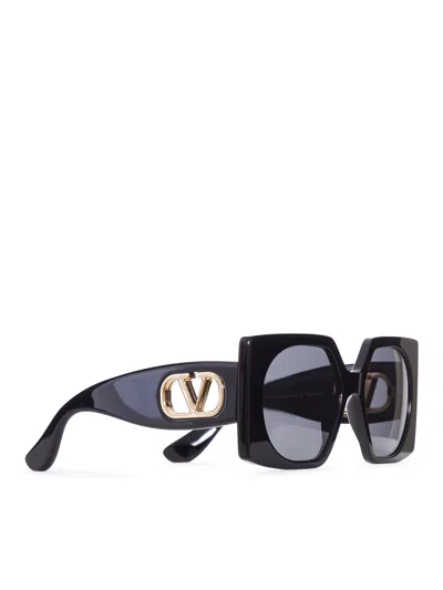 Valentino Rectangular Vlogo Sunglasses In Black