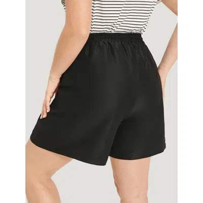 Bloomchic Plain Flap Pocket Drawstring Shorts In Black
