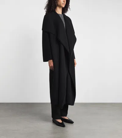 Retori Virgin Wool Double Coat In Black