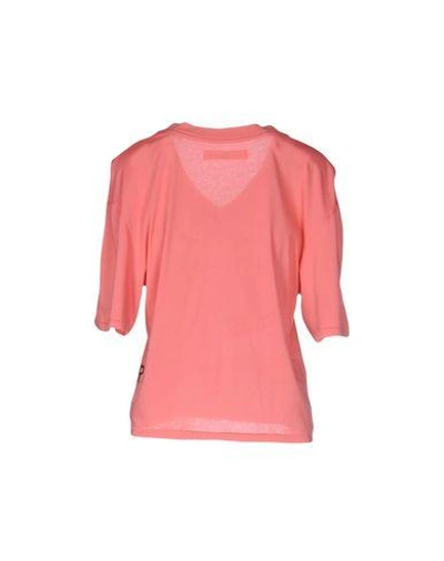 Shop Golden Goose T-shirts In Coral