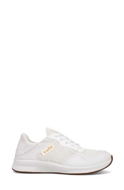 Taos Direction Sneaker In White