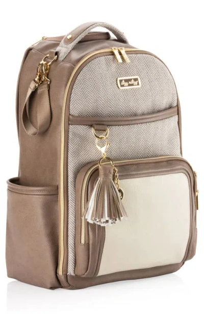 Itzy Ritzy Boss Plus Diaper Backpack In Brown