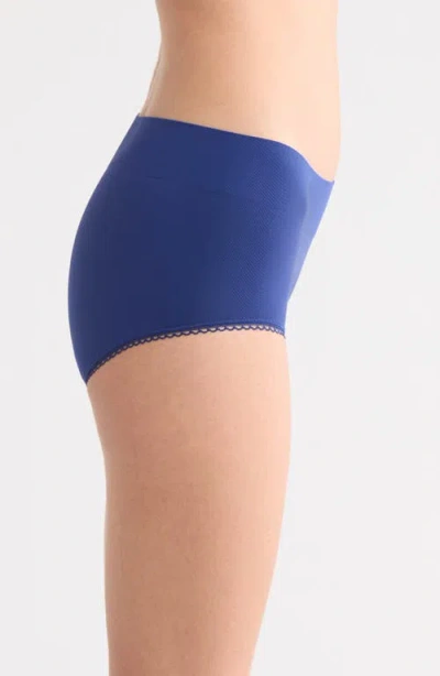 Wacoal Feeling Flexible Briefs In Blue