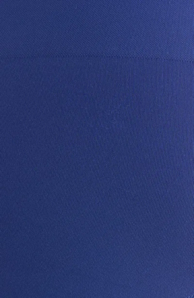 Wacoal Feeling Flexible Briefs In Blue