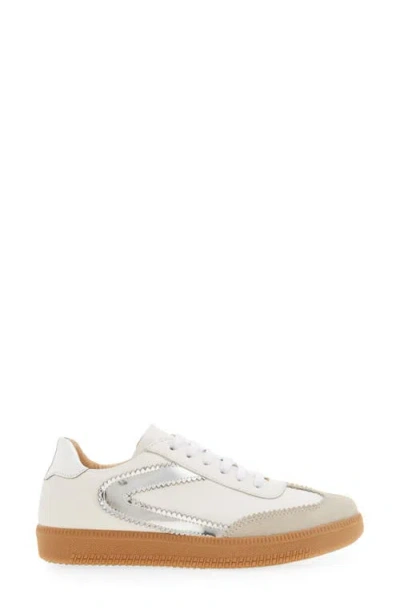 Chocolat Blu Vassa Sneaker In White