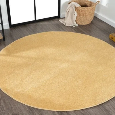 Jonathan Y Haze Solid Low-pile Round Area Rug In Neutral