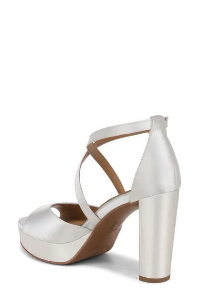 Naturalizer Melody Platform Sandal In White