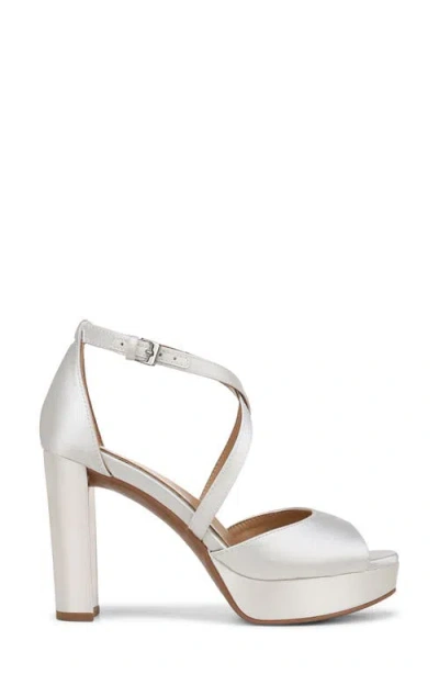 Naturalizer Melody Platform Sandal In White