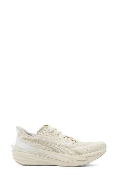 Puma Deviate Nitro 4 Running Shoe In Neutral