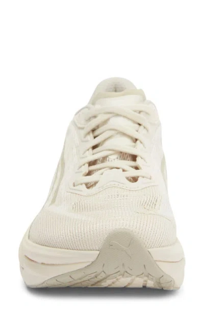 Puma Deviate Nitro 4 Running Shoe In Neutral
