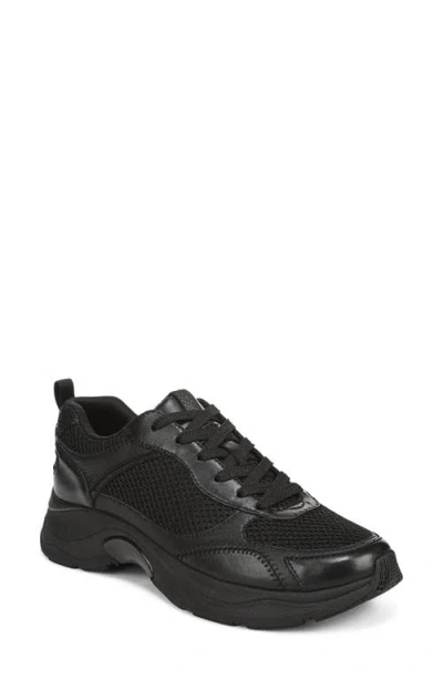 Naturalizer Wide Width Zoie Sneaker In Black