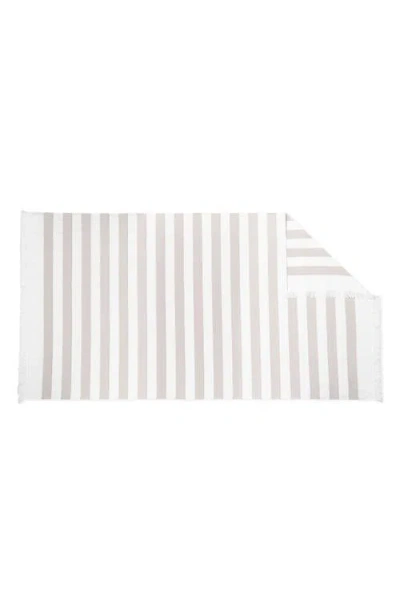 Matouk Amado Beach Towel In Pink