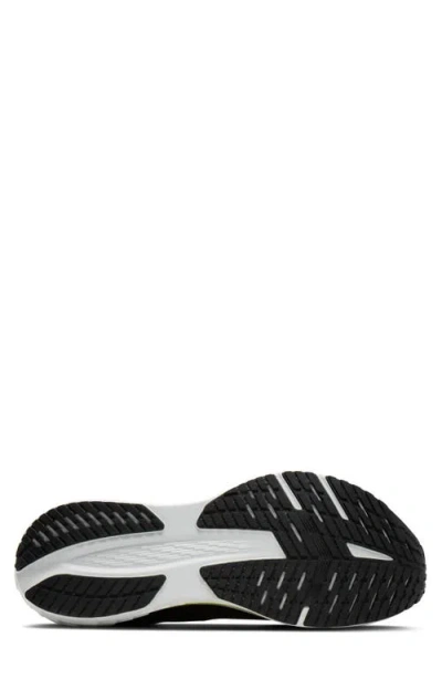Brooks Launch 12 Running Sneaker In Black