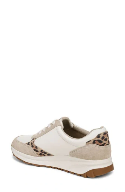 Naturalizer Shay Sneaker In Neutral