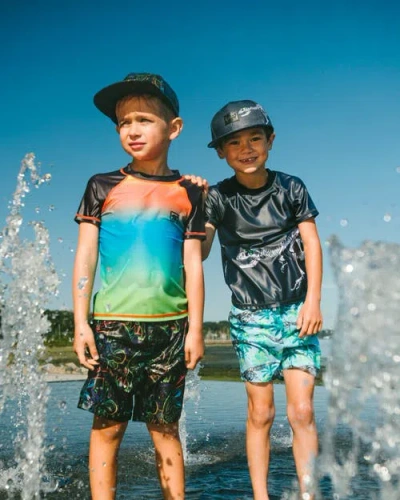 Deux Par Deux Short Sleeve Gradient Rashguard In Multi