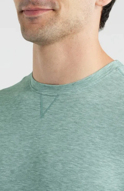 Johnnie-o Course Performance T-shirt In Green