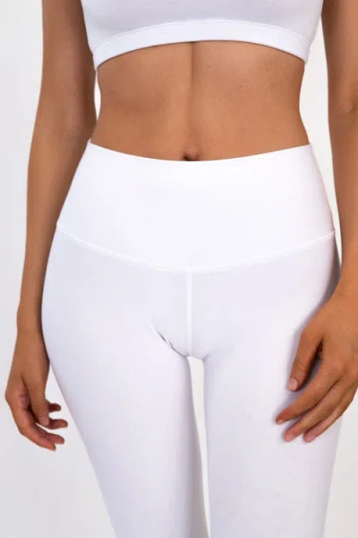 On/off Essentials The Core Legging In White