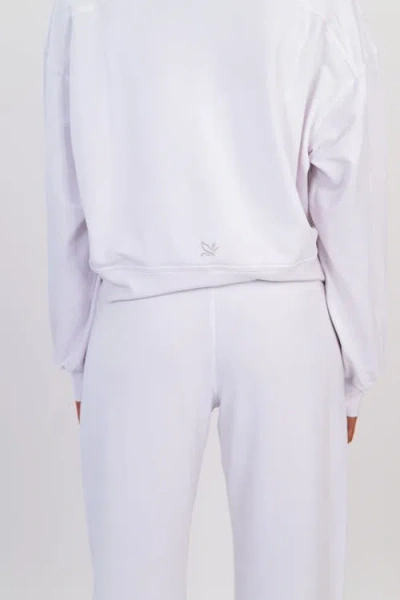 On/off Essentials The Solace Crew Neck Pullover In White