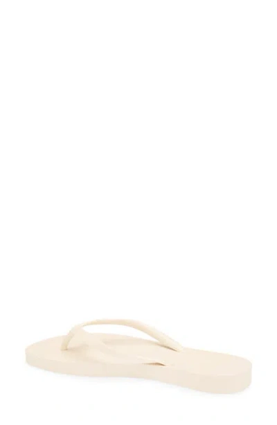 Brizza Flip Flop In White