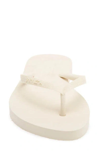 Brizza Flip Flop In White