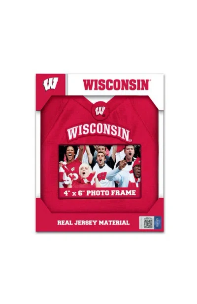 Masterpieces Wisconsin Badgers Uniformed Frame In Multi
