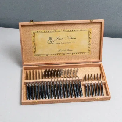 Laguiole 24 Piece Flatware Set, In Black