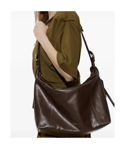 Furla Rectangular Shoulder Bag In Smooth Leather In Black