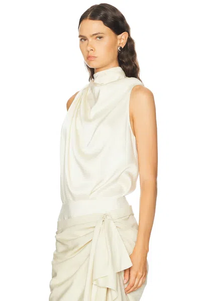 Heirlome Moda Operandi In White