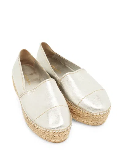 Pre-owned Prada Leather Platform Flat Esprilles In Silver