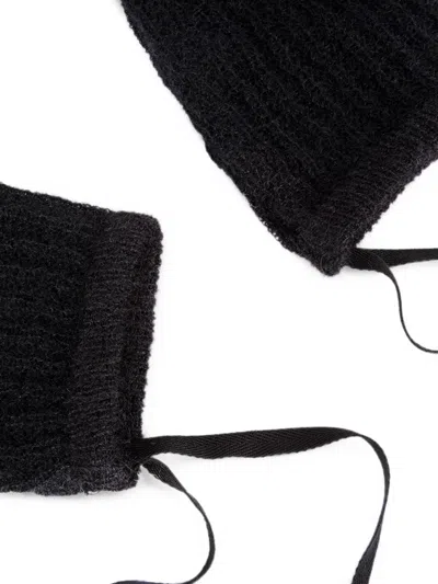 Ann Demeulemeester Mea Knitted Gauntlets In Black