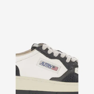 Autry Medalist Low Sneakers In Calf Leather With Perforated Toe In White