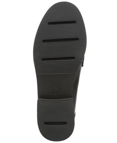 Naturalizer Pryce Loafer In Black