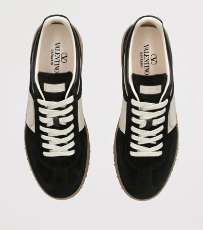 Valentino Upvillage Logo Sneakers Round Toe Rubber In Black