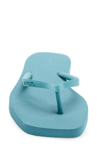 Brizza Flip Flop In Blue