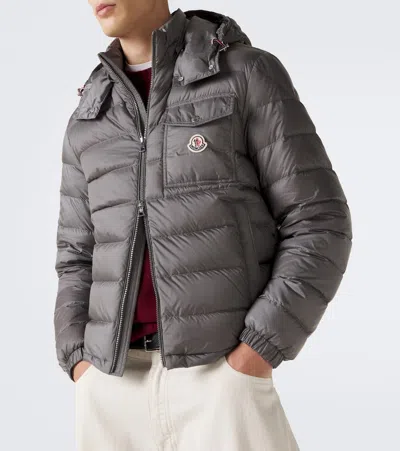 Moncler Verith Down Jacket In Gray