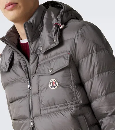 Moncler Verith Down Jacket In Gray