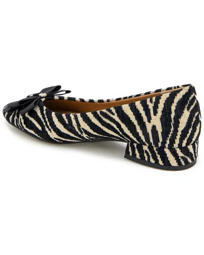 Gentle Souls Abigail Flat In Multi