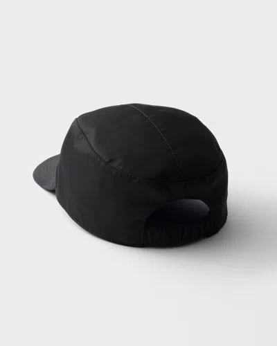 Prada Curved Brim Baseball Cap Structured Design In Black