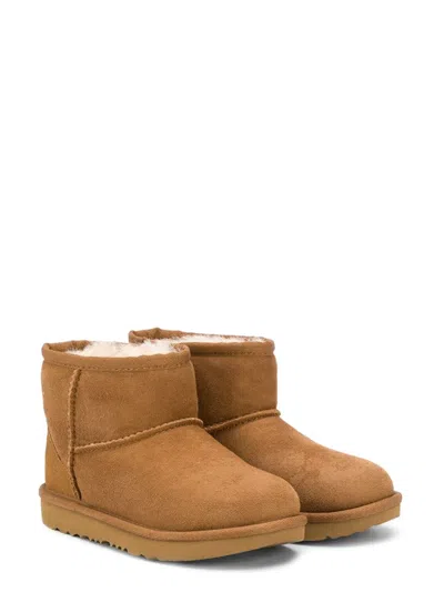 Ugg Mini Classic Ii In Brown