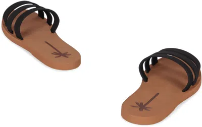 Manebi Eva Flat Sandals In Multi
