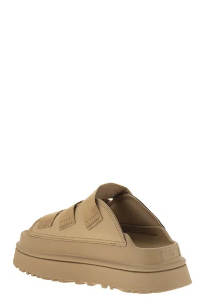 Ugg W Goldenglow Slide Dark Sand In Brown