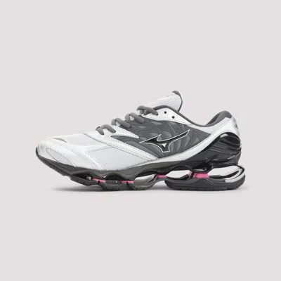 Mizuno Technical Mesh Trainers With A Cushioned Sole In Gray