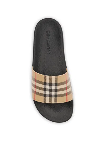 Burberry Fashionable Sandals With Embossed Lettering And Contoured Insole