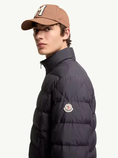 Moncler Short Down Jacket Baudinet In Blue